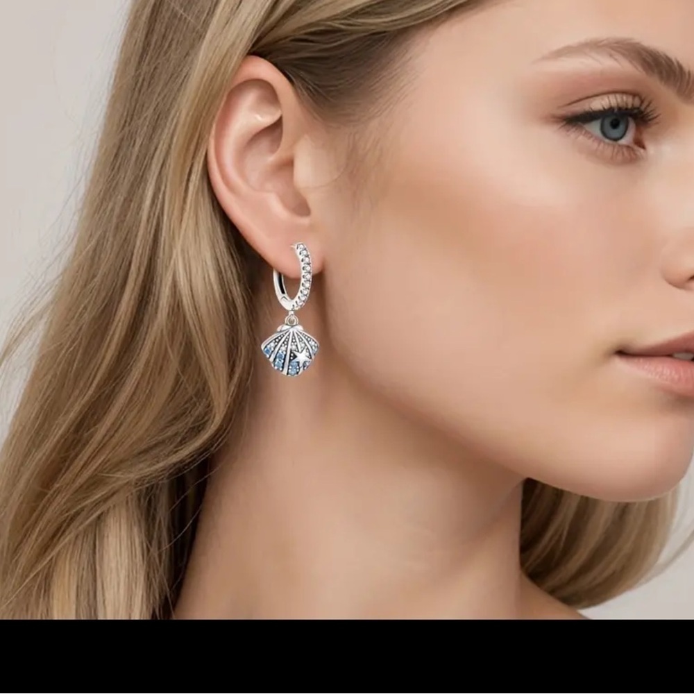 Seashell Cubic Zirconia Dangle Earrings - Picture 4 of 8